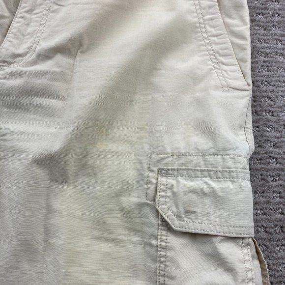 Eddie Bauer Cargo Shorts Men 38 Beige Outdoors Pockets - DISCOLORATION - - Picture 15 of 16